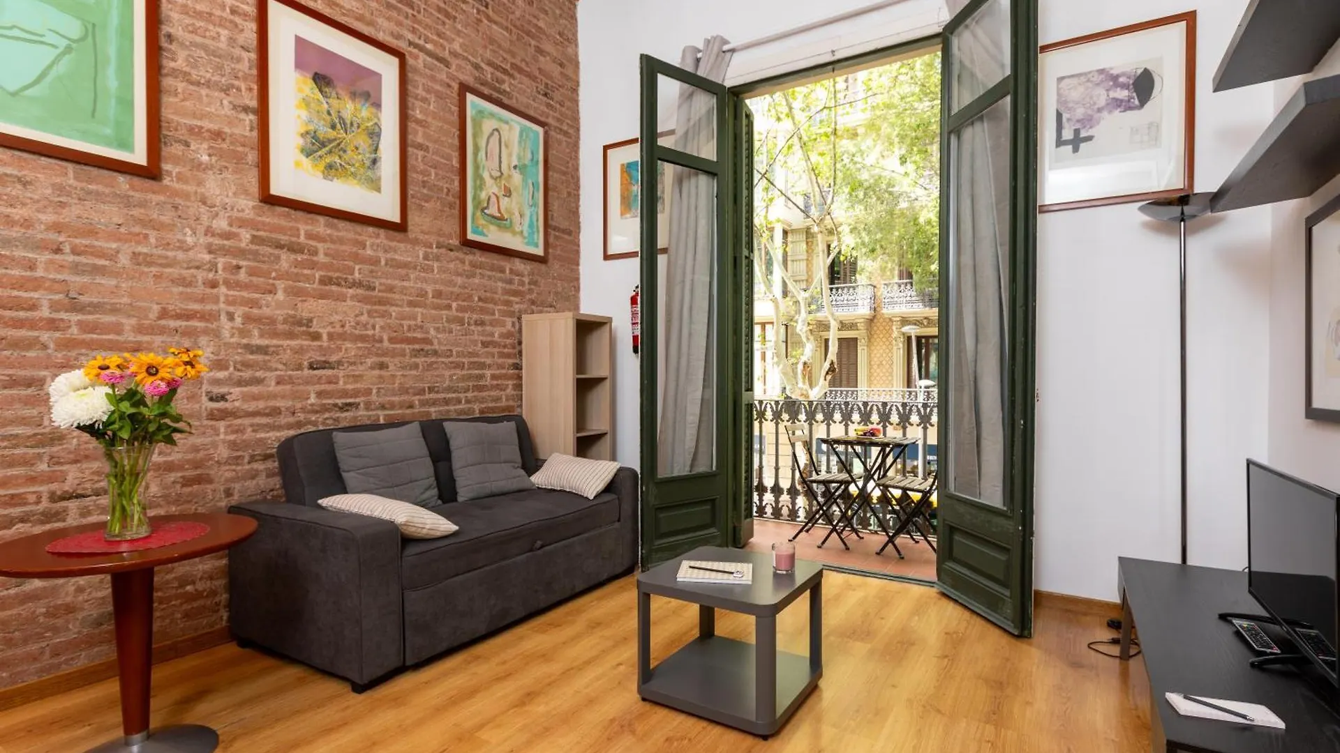 Apartment Mayerling Schumann Barcelona Spain